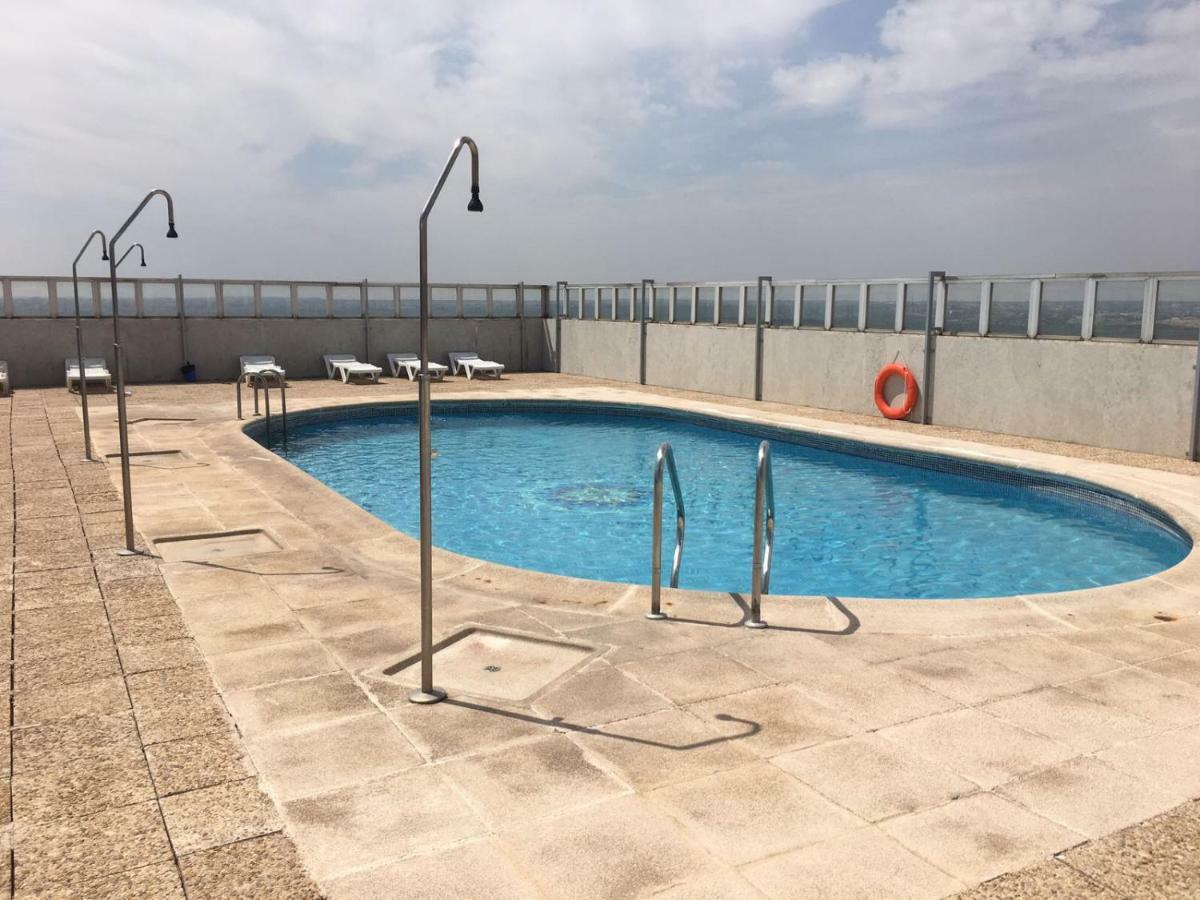 Pisos Con Piscina De Temporada Corta Estancia 마드리드 외부 사진